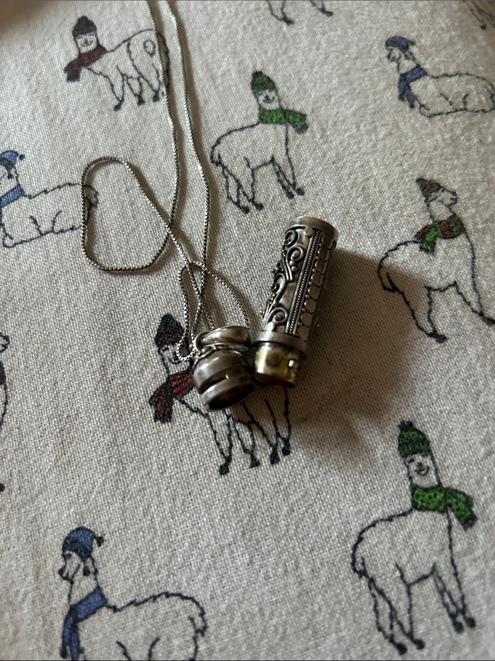 NOVICA sterling gau box. Used to store prayers, wishes etc. 1 1/2 inches long